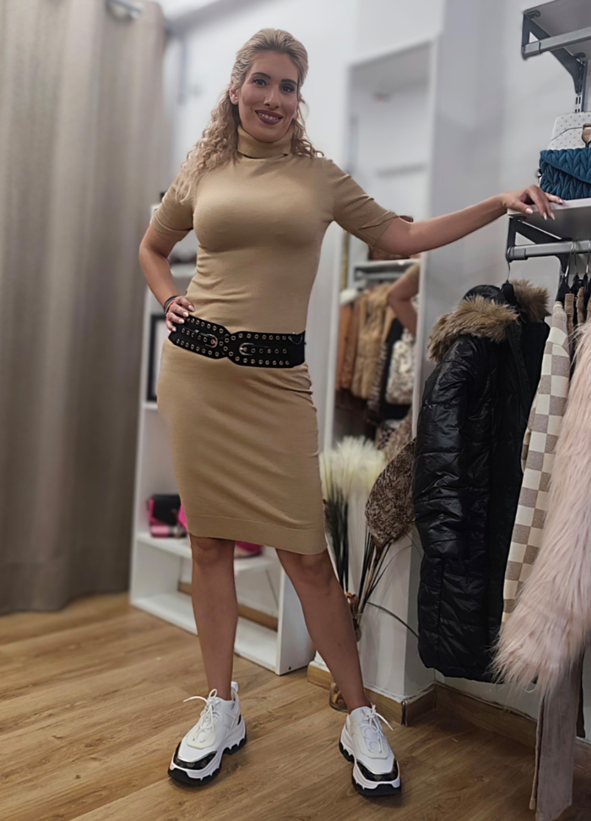 Φόρεμα Πλεκτό με Lurex – Midi, Ζιβάγκο & Κοντό Μανίκι Gold