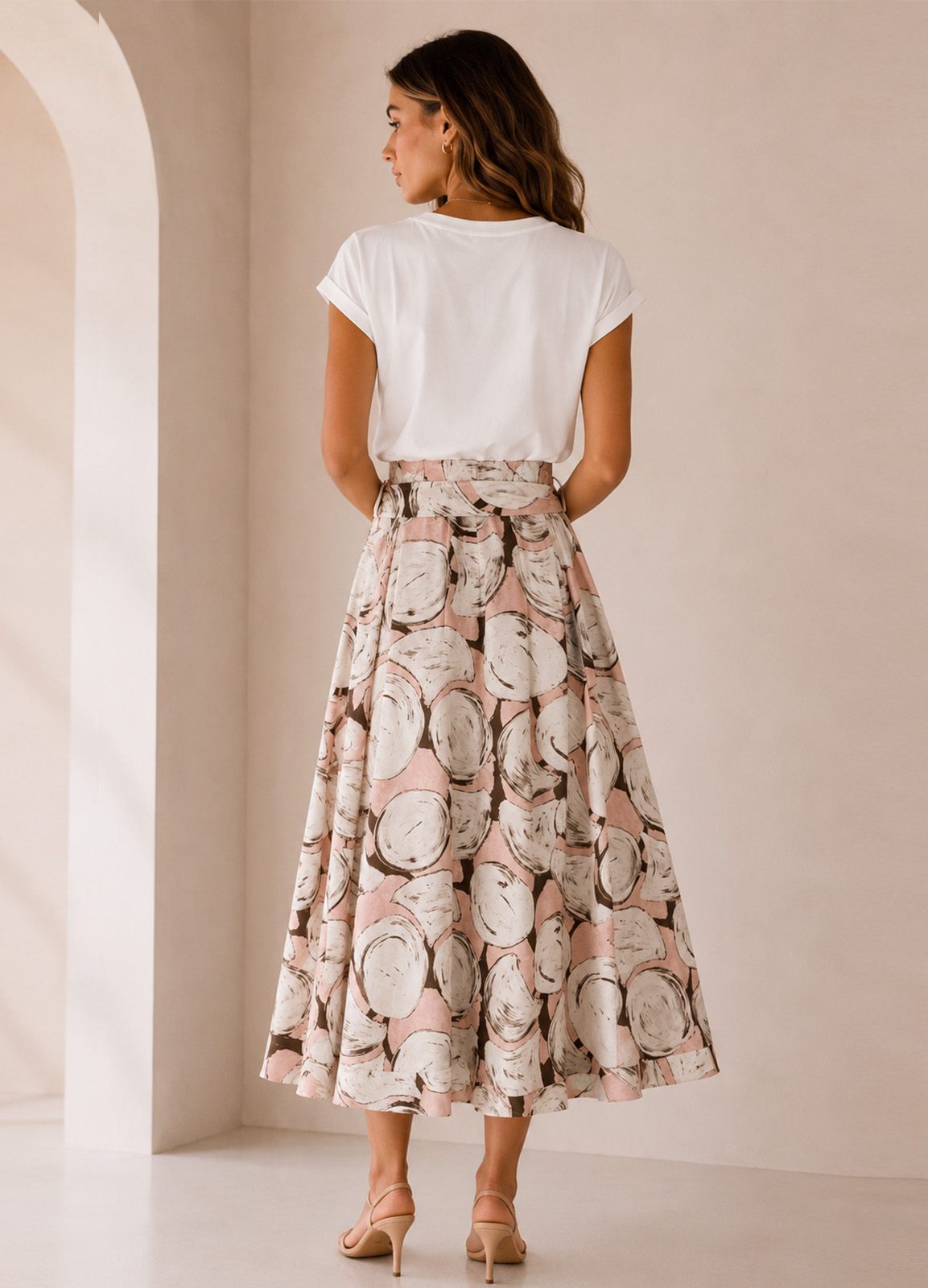 Midi φόρεμα με printed φούστα & ζώνη στη μέση