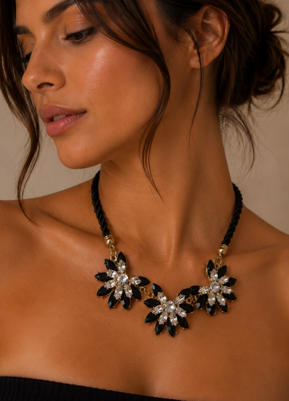 Κολιέ Black Flower