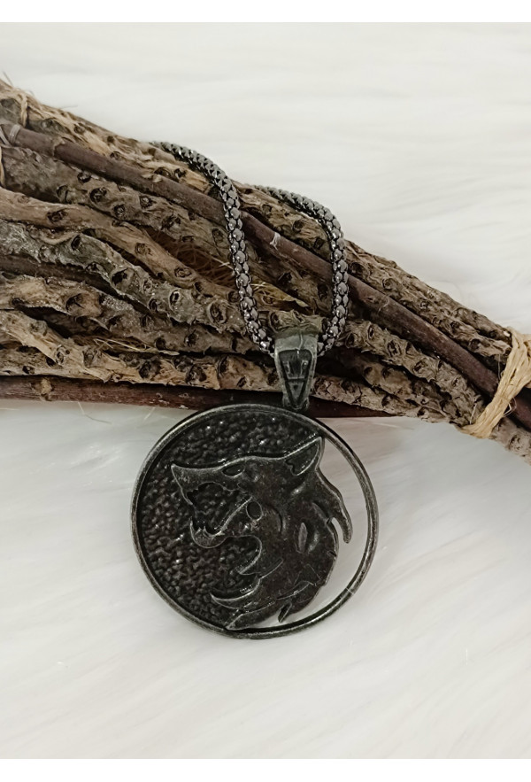 Witcher Wolf Necklace / Pendant
