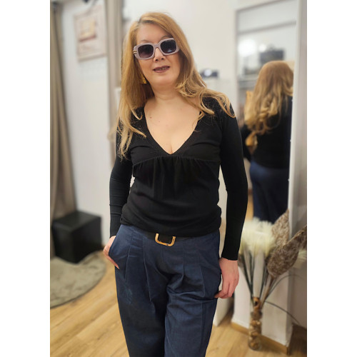 Πλεκτή Μπλούζα με V Black