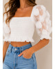 Crop Μπλούζα με Ανάγλυφα Floral Φουσκωτά Μανίκια White
