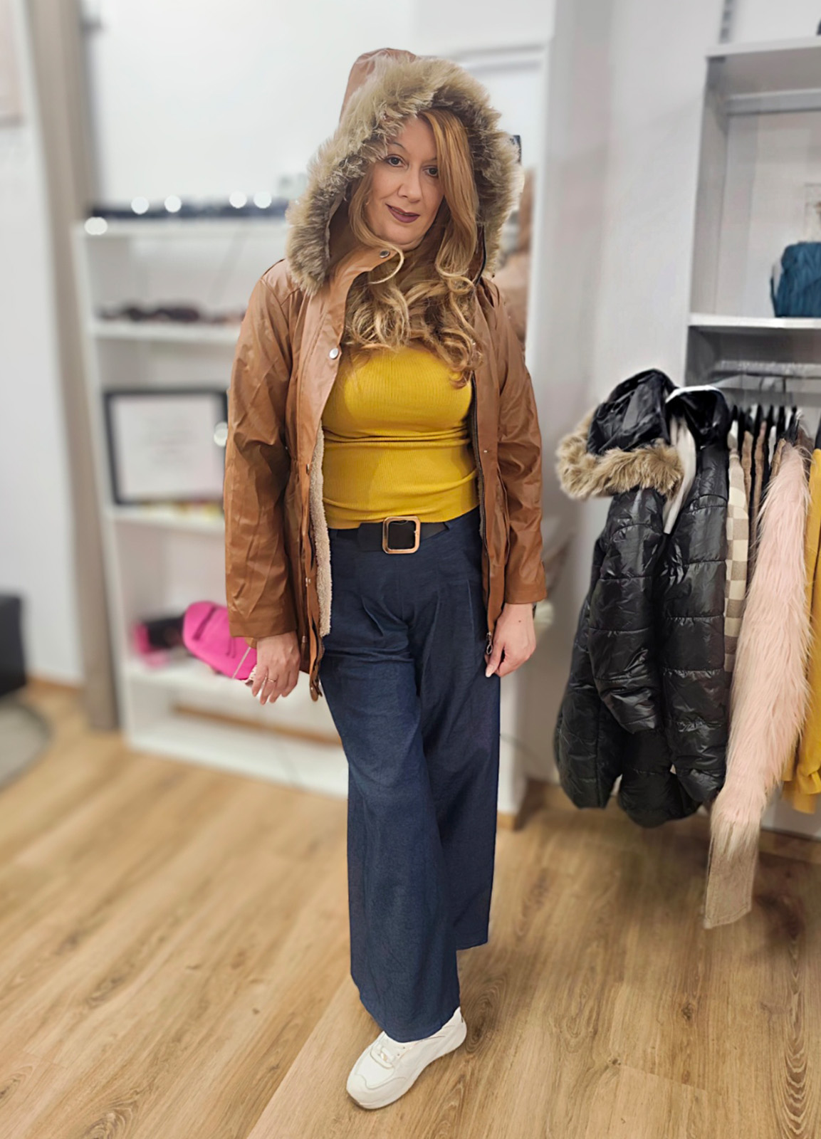 Μπουφάν Δερματίνη με Εσωτερική Επένδυση Γούνας Camel