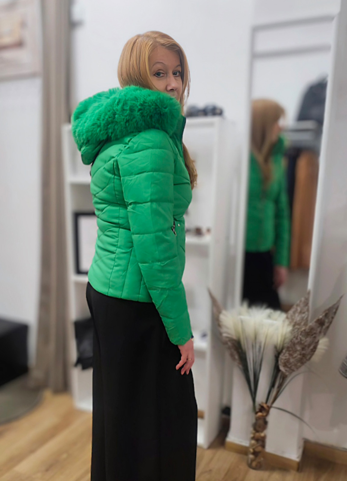 Μπουφάν με Κουκούλα και Eco-Γούνα