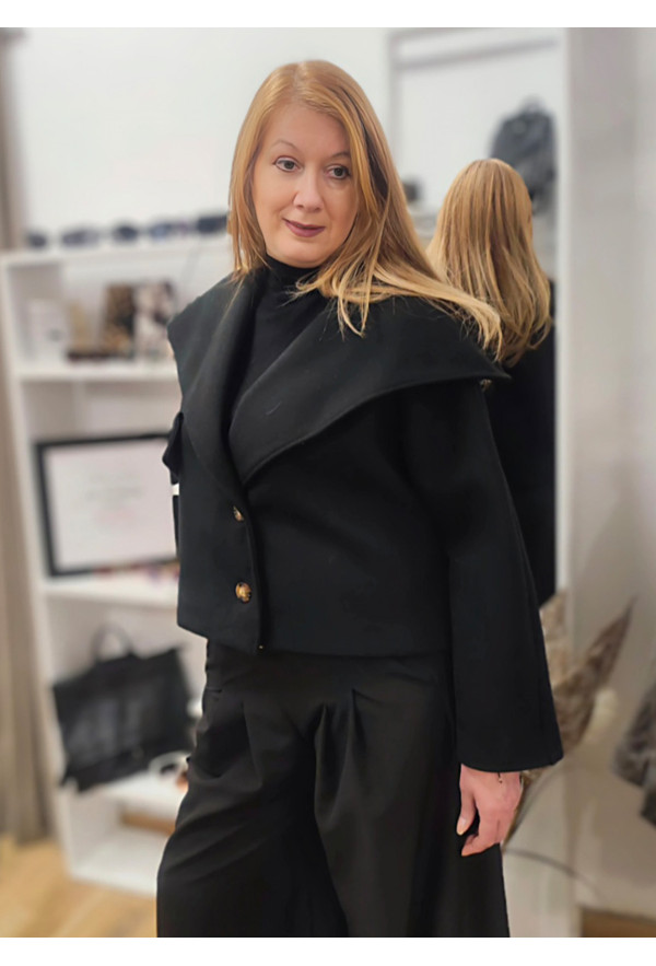 Jacket Oversized με Εντυπωσιακό Μεγάλο Πέτο