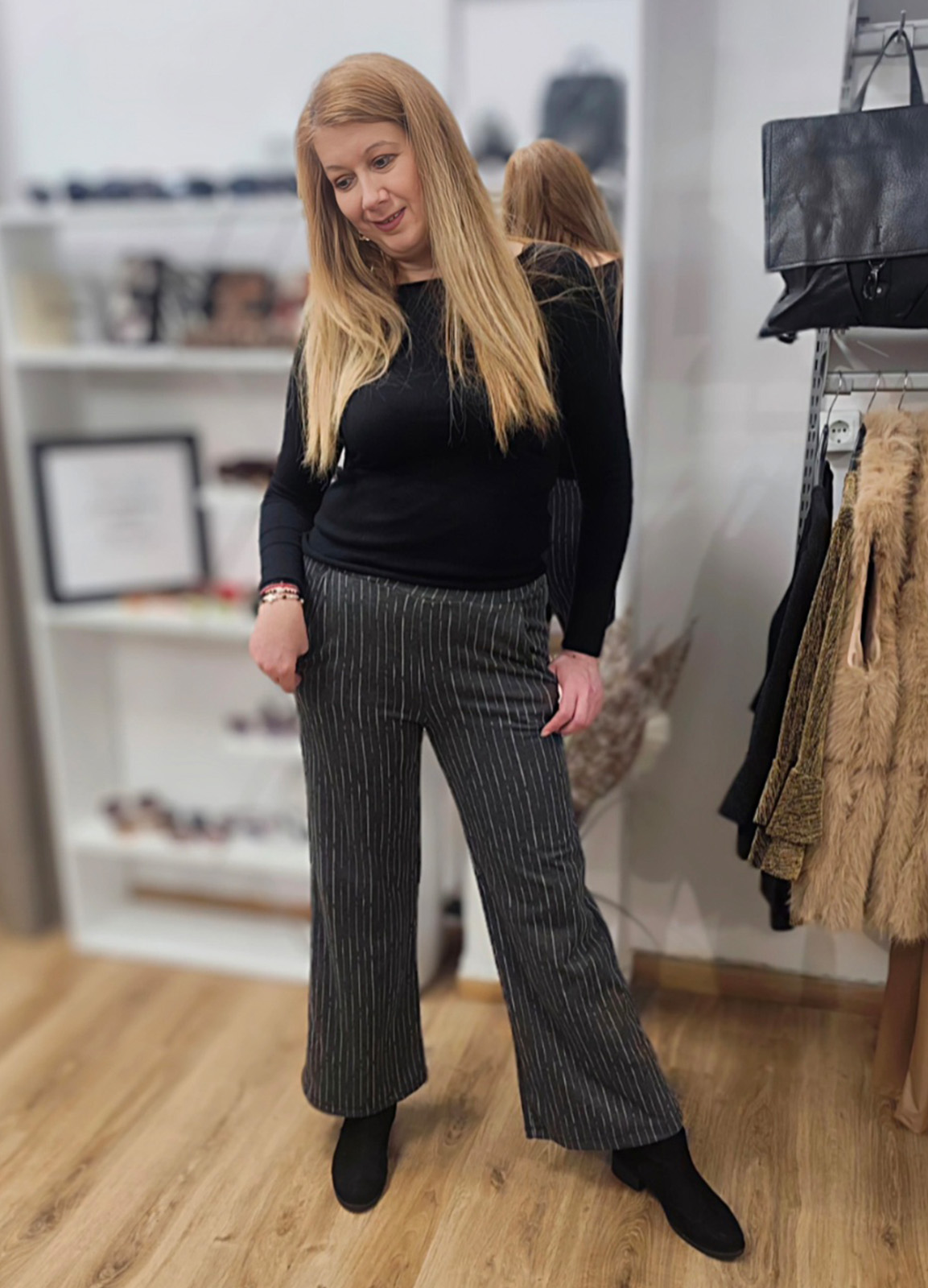 Ελαστικό Γκρι Παντελόνι Με Ασύμμετρη Ρίγα