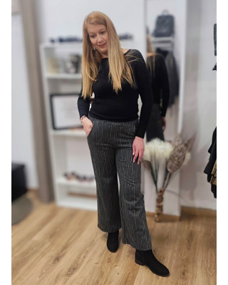 Ελαστικό Γκρι Παντελόνι Με Ασύμμετρη Ρίγα